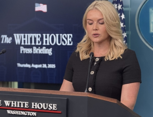 WATCH LIVE: White House Press Sec Delivers Press Briefing – 1 PM ET | The Gateway Pundit