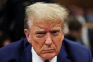 JUST IN: President Trump Signs Executive Order Authorizing Pay for TSA Amid Schumer Shutdown | The Gateway Pundit